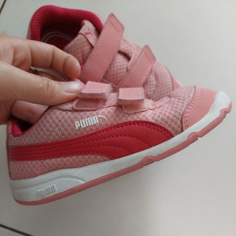 preloved sepatu anak perempuan puma sneakers ori original adidas nike shoes girl pink red