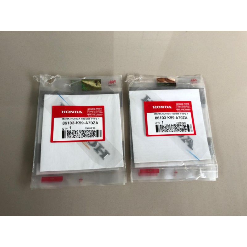 Emblem honda vario 150 emblem vario 150 original