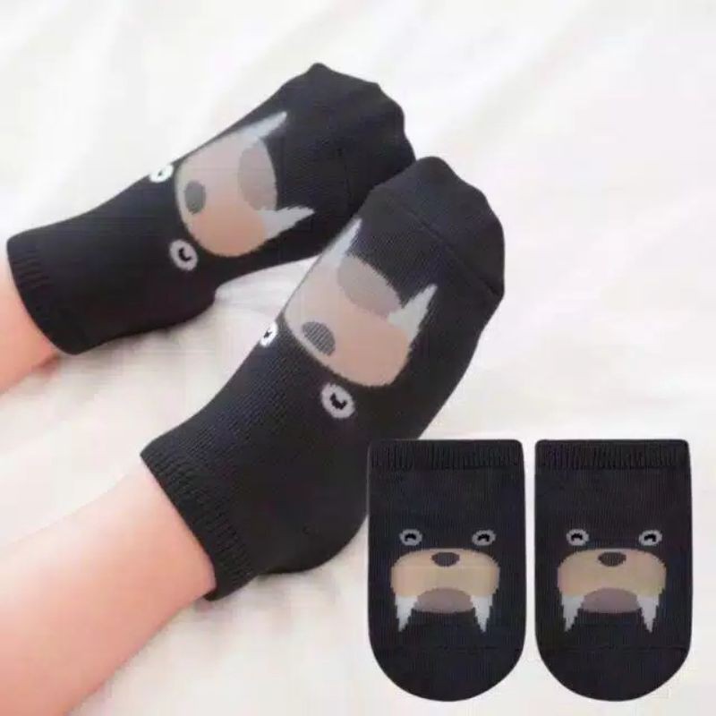 Kaos Kaki Bayi