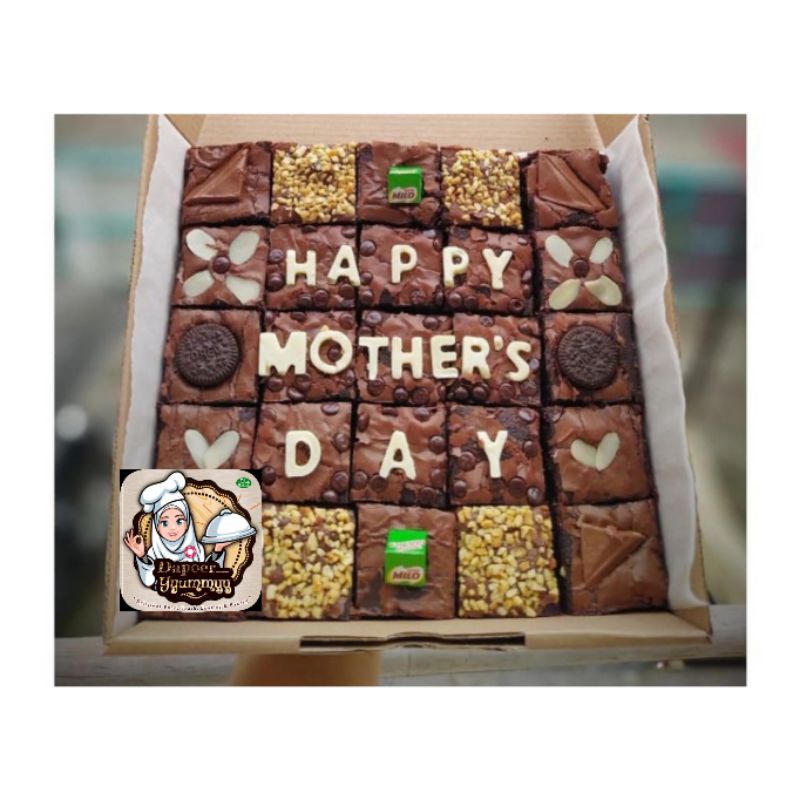 

Fudgy Brownies yummyy Large Size