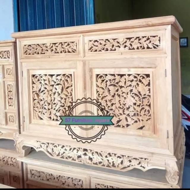 Nakas Kabinet Jati Ukir Jepara/Meja Tv Hias Antik Mentahan