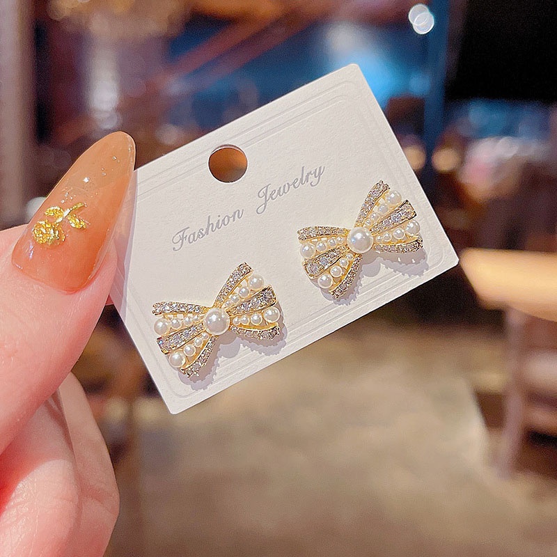 Anting Stud Desain Pita Aksen Berlian Bahan S925 Silver Needle Gaya Korea