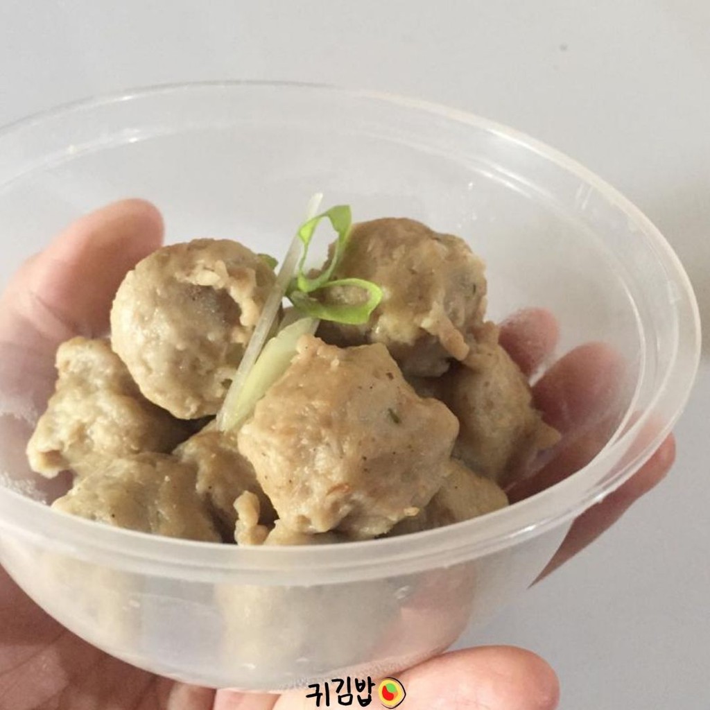 

Pentol Ayam HALAL isi 50 (FROZEN)