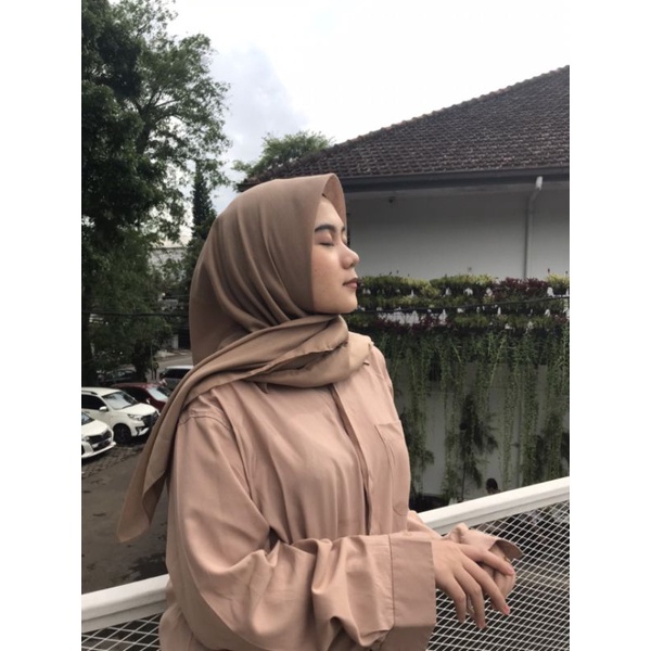 Hijab Instant Segi Empat Warna Walnut