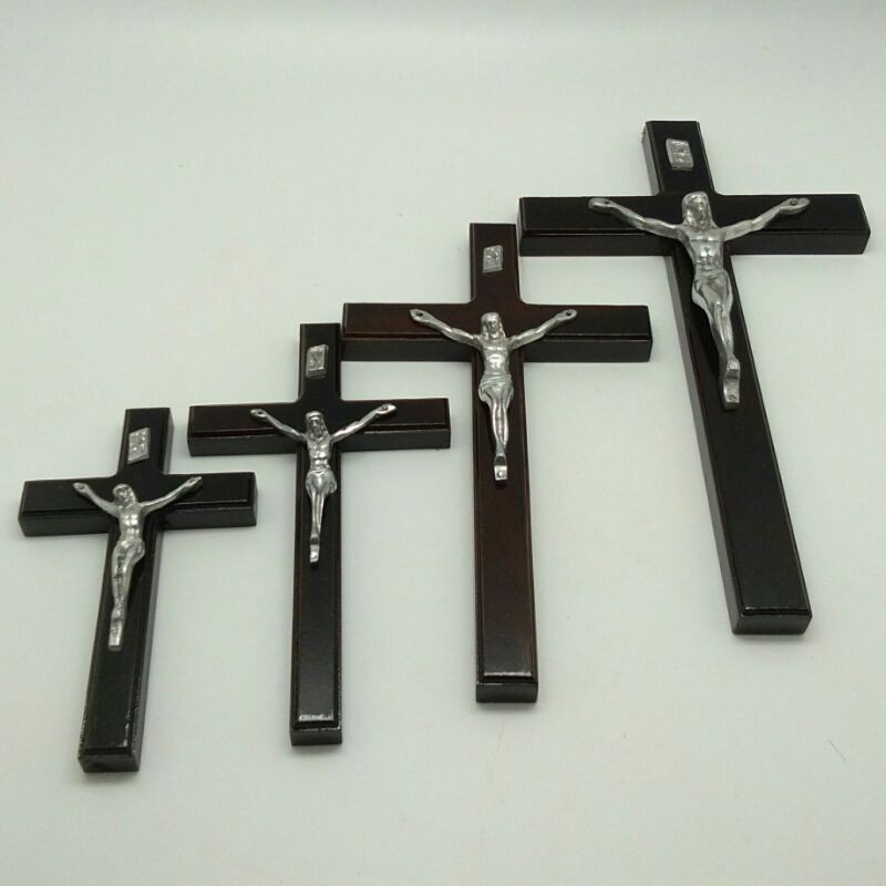 Salib Gantung Kayu Jati Aluminium