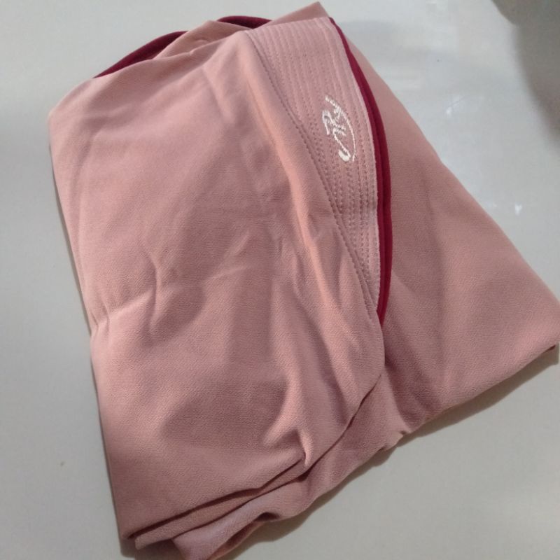 (Ori Arey)•Syar'i Lis•Jilbab Instan Jersey Airis Semi Jumbo Lis Syari-Peach