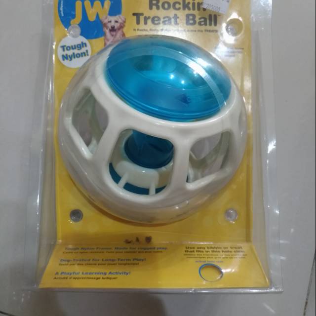 Bola mainan  dog rocking treat ball 43502 made in usa