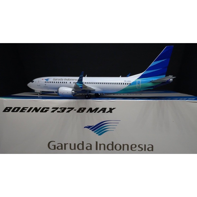 Diecast Pesawat Garuda Indonesia B737-MAX8 PK-GDA JC wings 1:200
