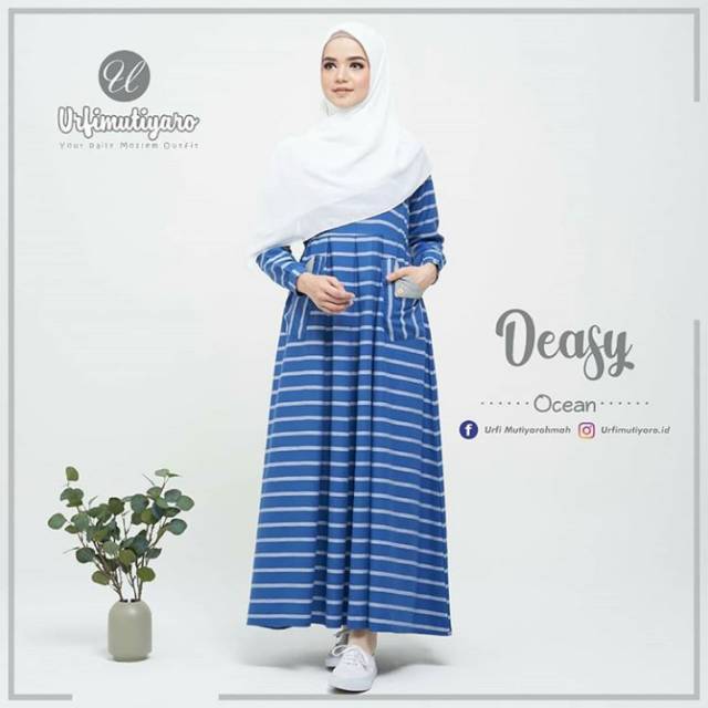 Deasy dress Ocean by Urfimutiyaro. / Gamis saja / Gamis denim / Gamis sporty / Gamis casual