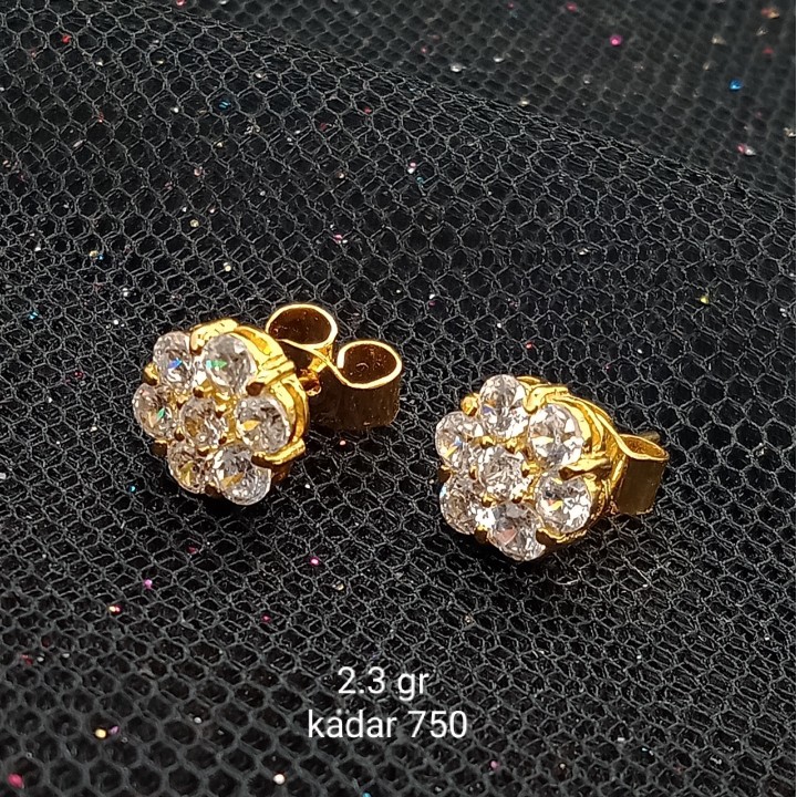 Anting Emas 17 K - 2.3 gr Kadar 750 - 3161