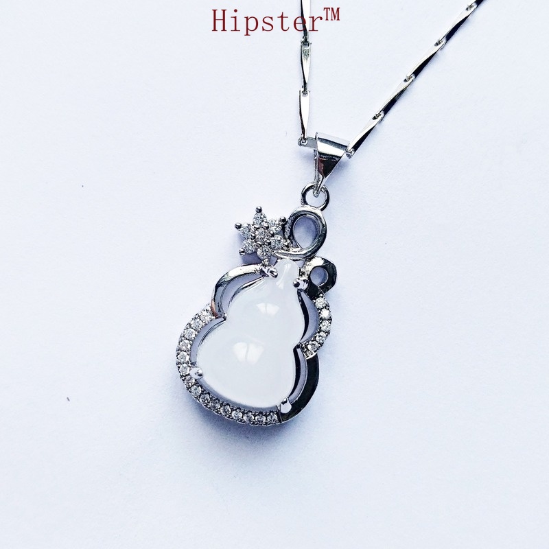 Light Luxury Ethnic Style Gourd White Gem Pendant Platinum Diamond Clavicle Chain