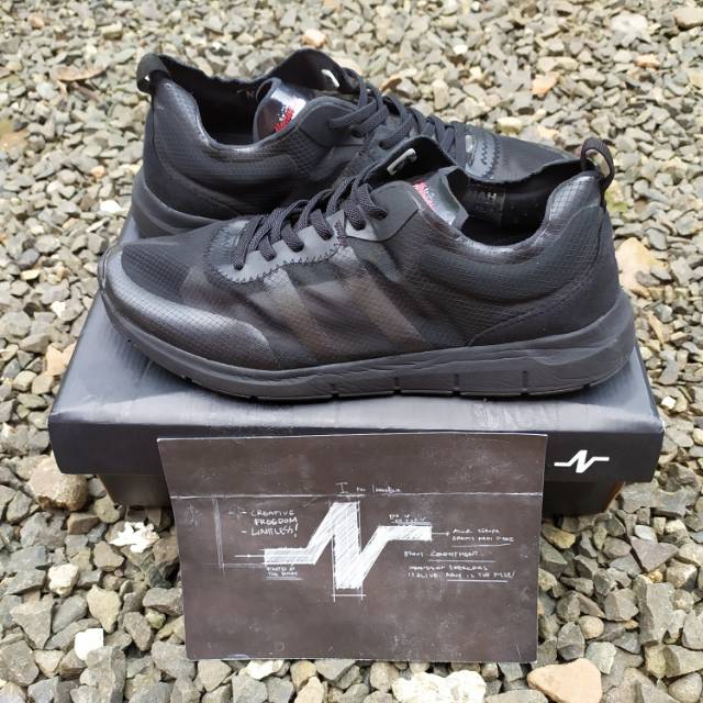 NAH Project Monotranslucent Muted Black