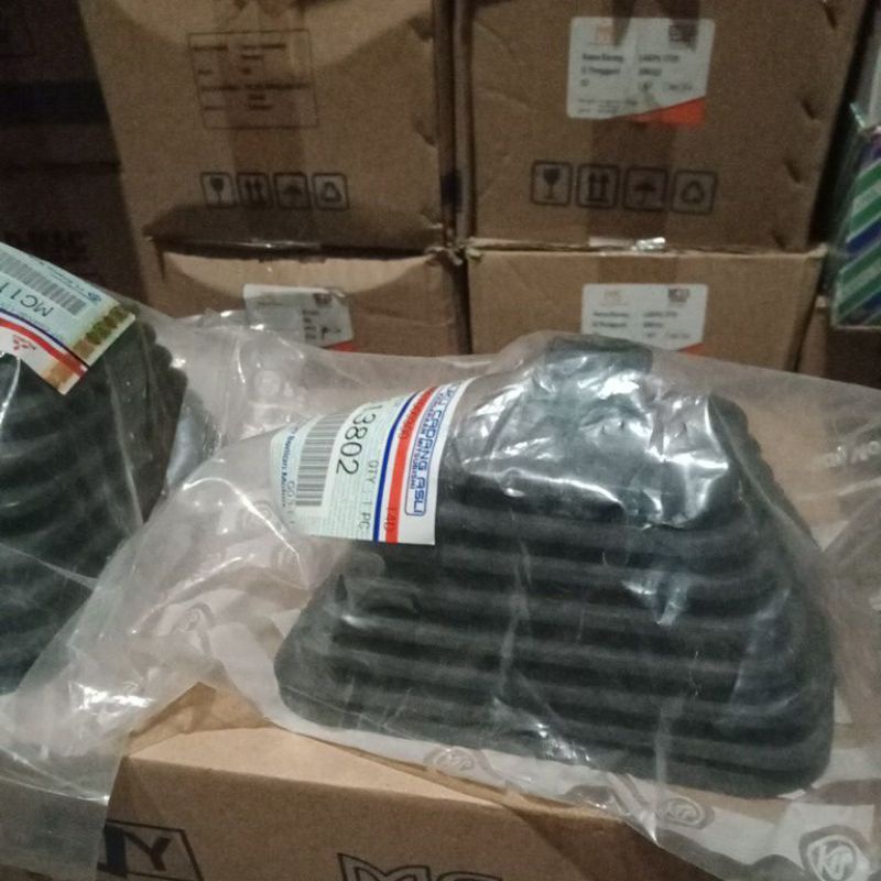 Karet boot vers perseneling RAGASA ps100 ps120 ps135 original MITSUBISHI