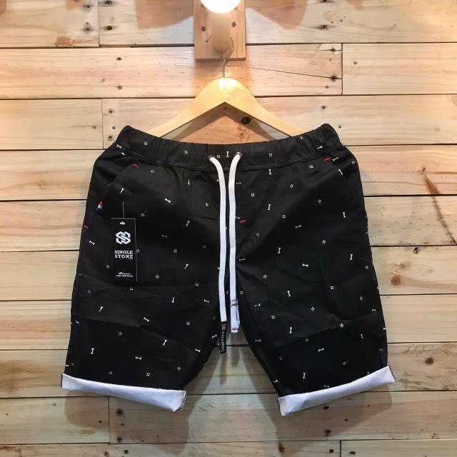 CELANA PENDEK PRIA MOTIF PANTAI ORIGINAL DISTRO