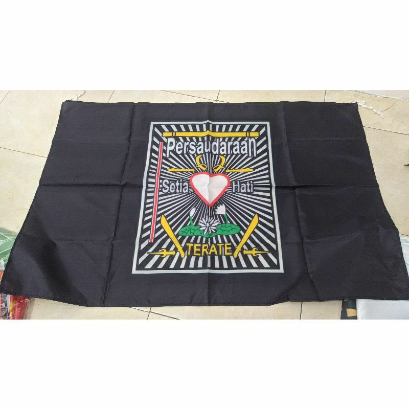 BENDERA PRINTING PSHT KAIN HITAM UKURAN 120 X 80