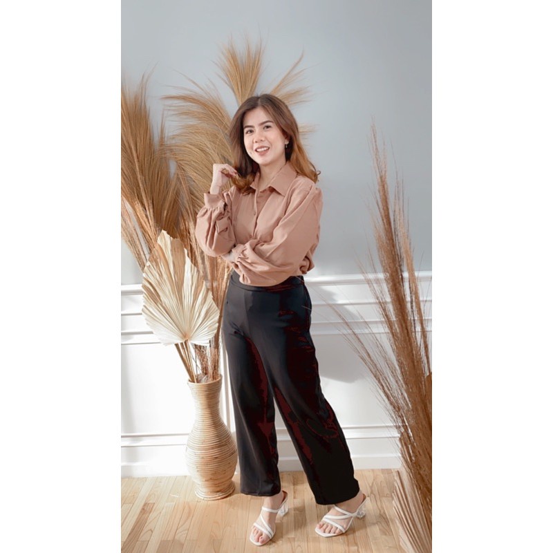 Tq88indonesia Fashion Baju Atasan Wanita Terbaru /  Blouse Mona / Audry / Blus Polos Lengan Panjang / Busana Casual Cewek / Outfit Kekinian