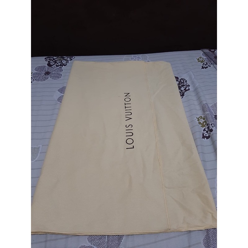 authentic Dustbag LV besar