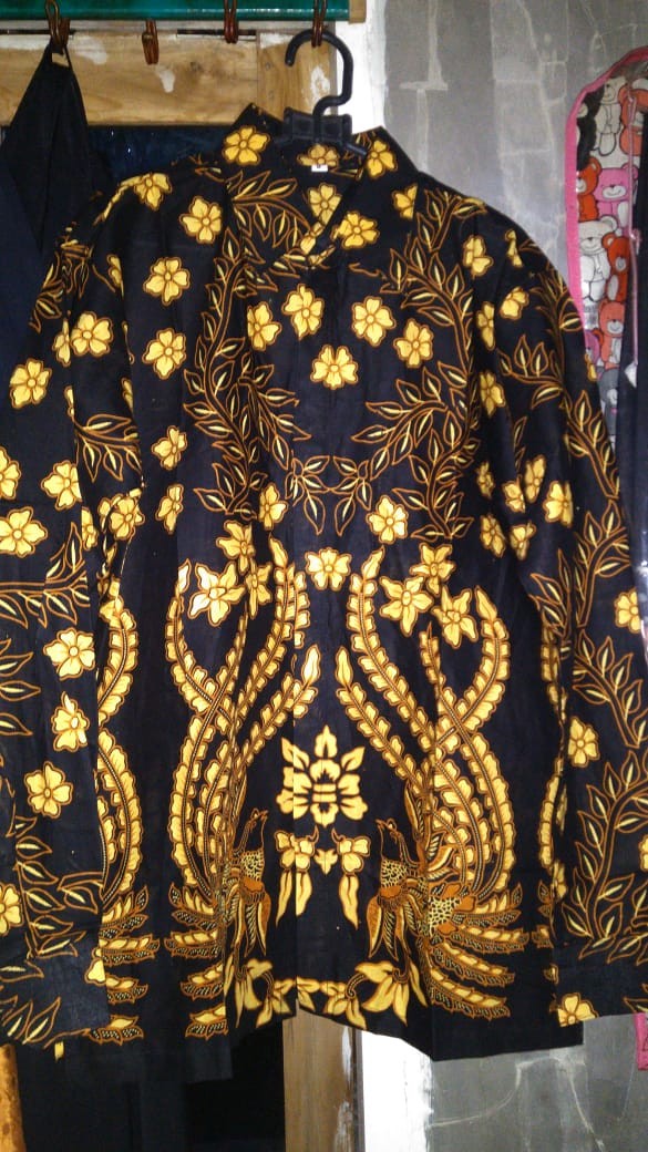 Kemeja Batik Merak Kembar Casual Modis Trendy Masakini M L Xl Batik Pekalongan