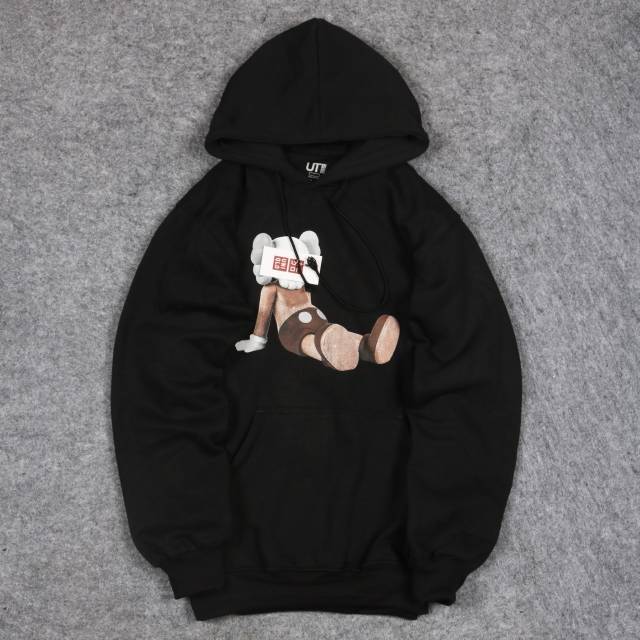 sweater hoodie H&M uniqlo kaws