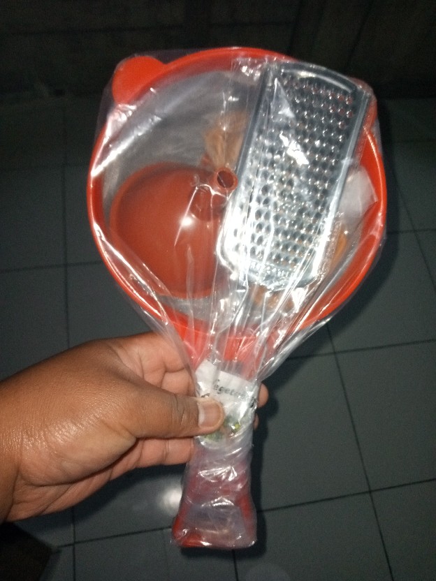 Parutan Keju, Serbaguna.harga Tertera Per 1 Pcs