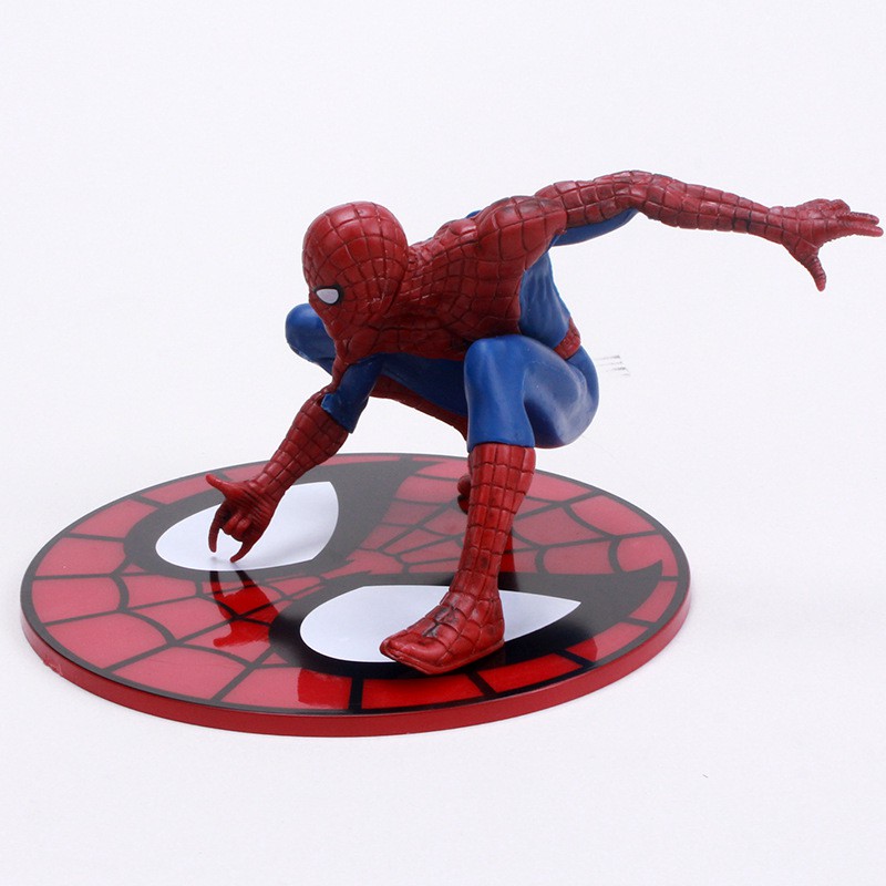 Mainan Boneka Action Figure Marvel Avengers Spiderman Bahan Pvc Untuk Dekorasi Kue