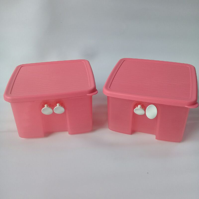 PRELOVED FRIDGESMART TUPPERWARE/FOOD CONTAINER KULKAS