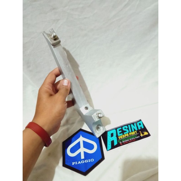 tiang dudukan ban serep vespa sprint super ring 8 dan 10 bahan dan kualitas bagus rapih