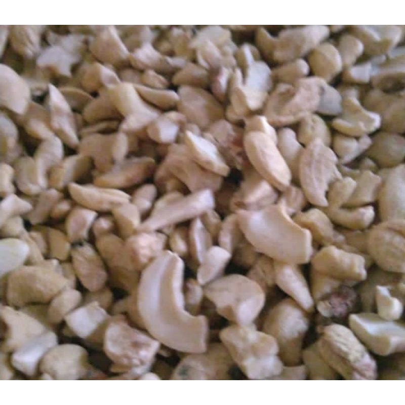 

KACANG MEDE remukan /menir 1kg