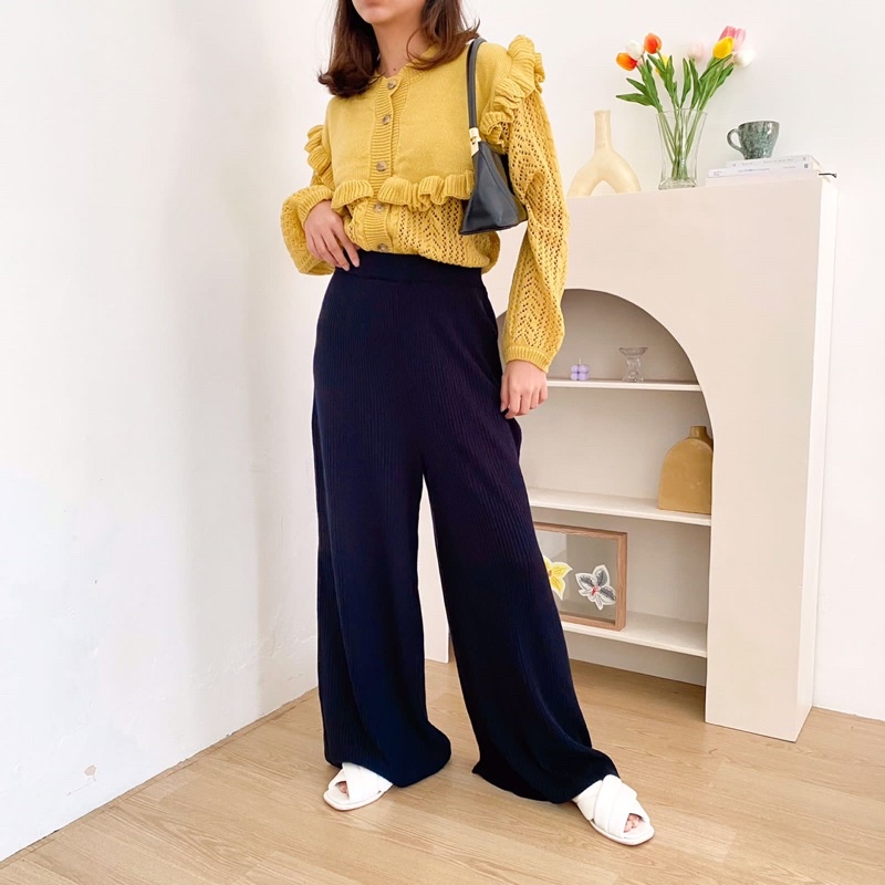 Vintage House Jisoo Korean Knit Cardi (Cardigan Rajut Wanita Korea)-2