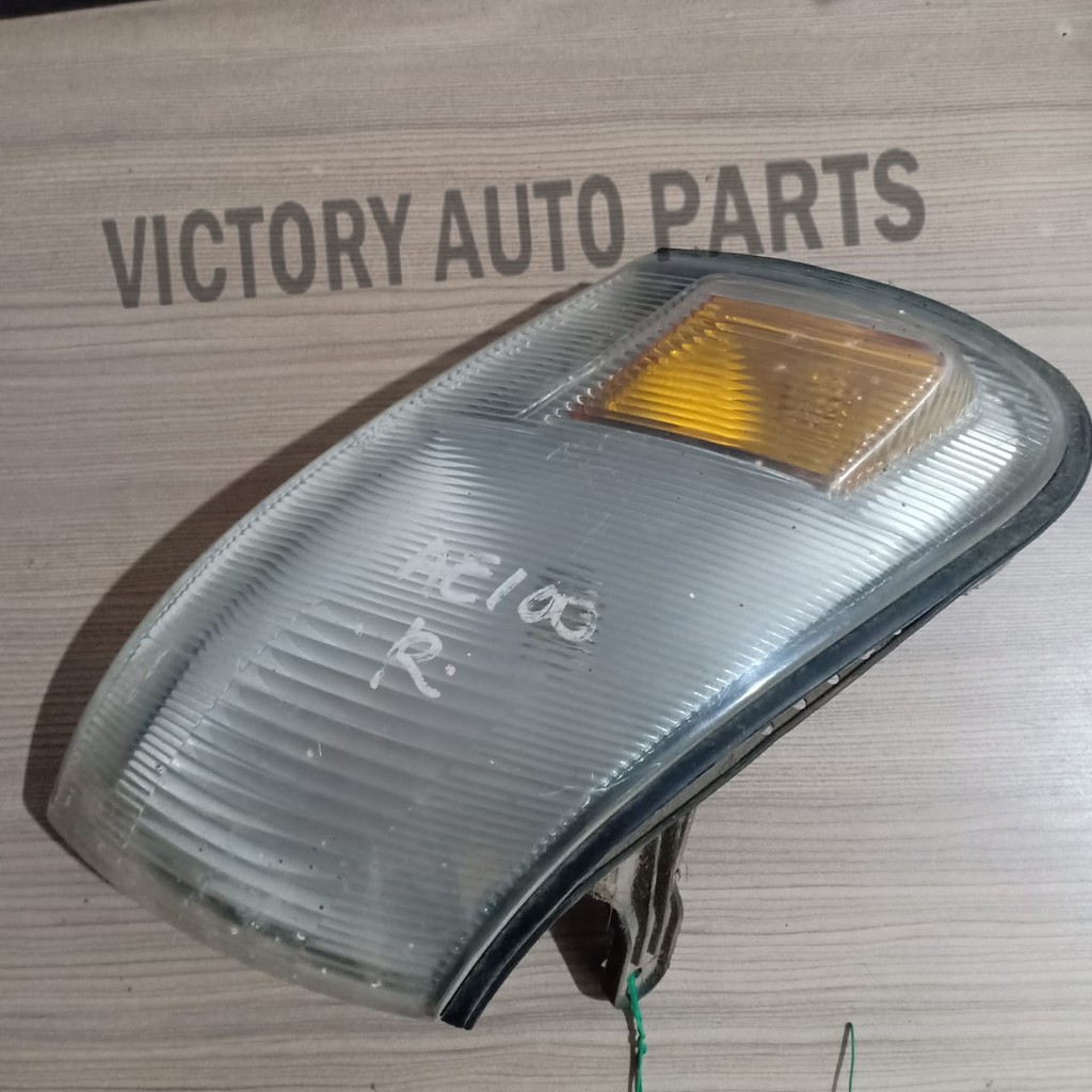 Lampu Sen Sein Toyota Corolla Great Depan kanan 12-357 Japan Koito ORI COPOTAN