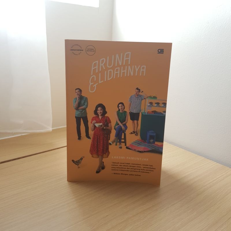 BUKU ARUNA DAN LIDAHNYA COVER FILM