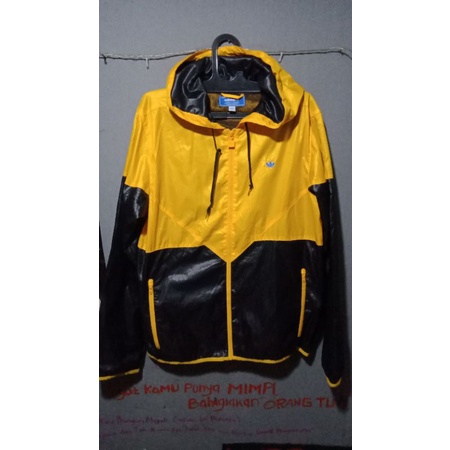 Adidas parasut/Adidas parasit, Adidas two-tone, Adidas second,Adidas parasut second,Adidas thrift,ja