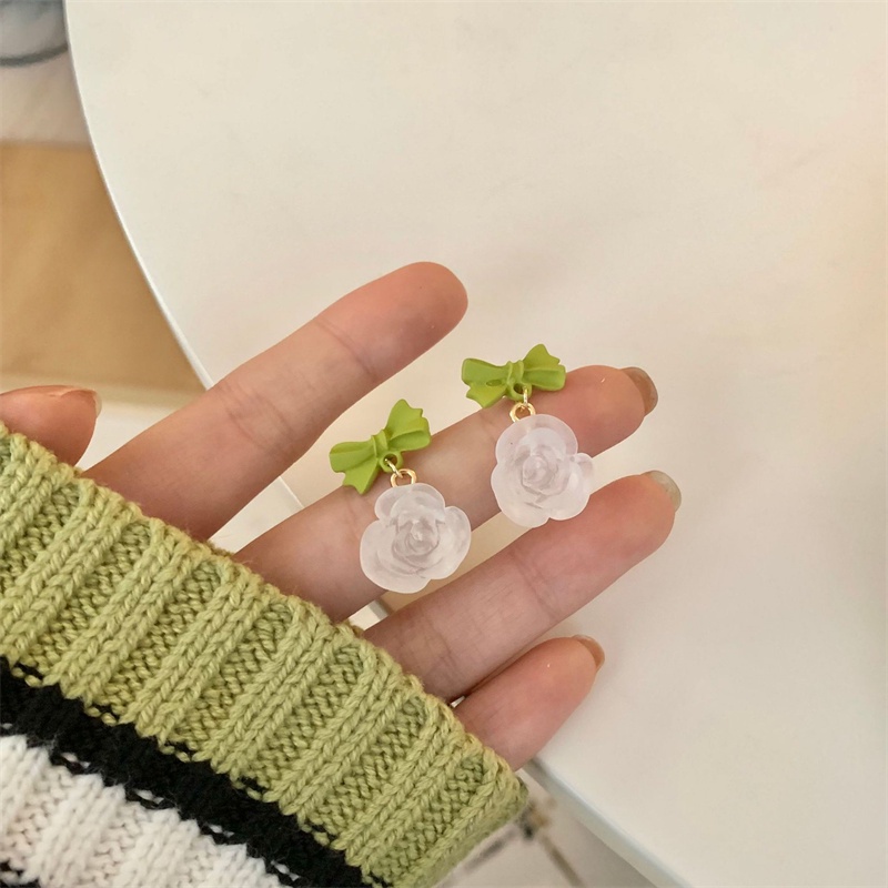 Anting Tusuk Gantung Wanita Desain Bunga Kamelia Putih Gaya Musim Panas Untuk Wanita