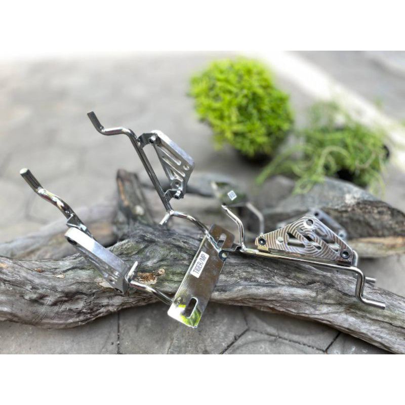 TRALIS KUPINGAN LAMPU BRAKET LAMPU DUDUKAN LAMPU PESEK CNC MEGAPRO TIGER CROM
