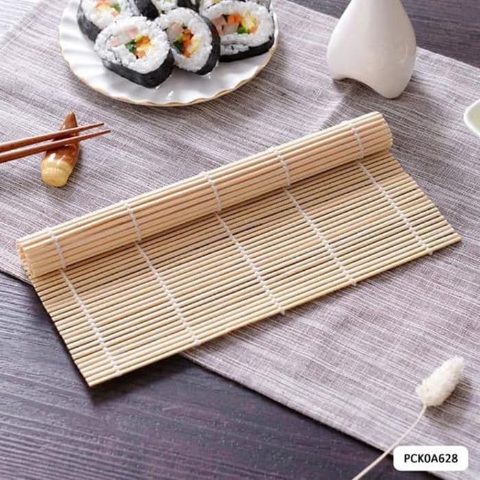Tikar penggulung sushi makisu. sushi roller. bamboo sushi mat