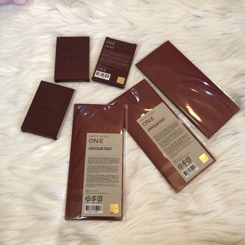 BTS CARD TICKET & LENTICULAR TICKET MOTS ONE