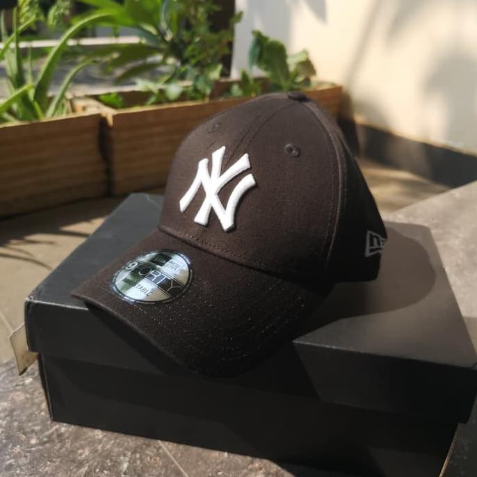 Barang Berkualitas New Era Cap NY Yankees 9Forty Black White Authentic 100% - Hitam MURAH