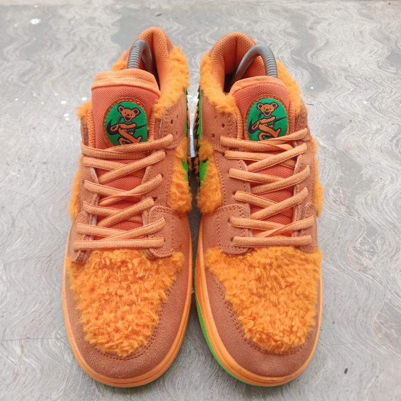 Sepatu Nike SB Dunk Grateful Dead Bears Orange