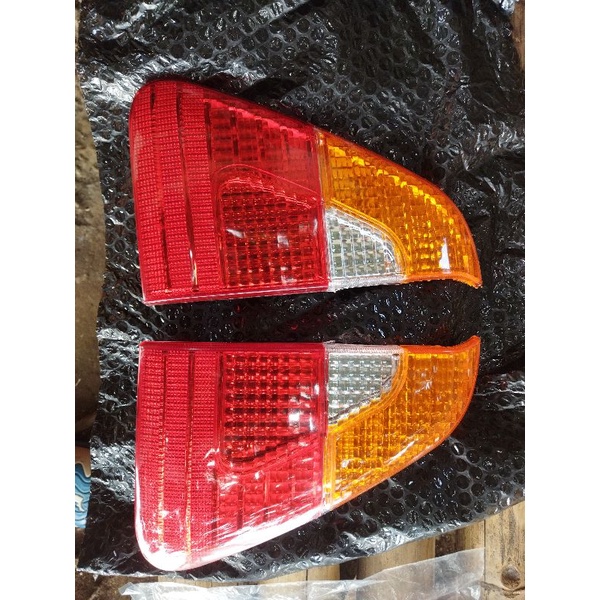 Segitiga reflektor kijang kapsul lgx 2003