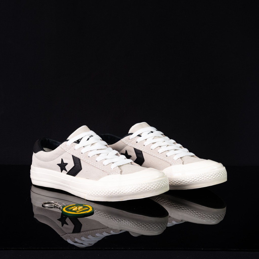 Sepatu Sneakers Chevron Star Grey Black Pria Wanita Premium
