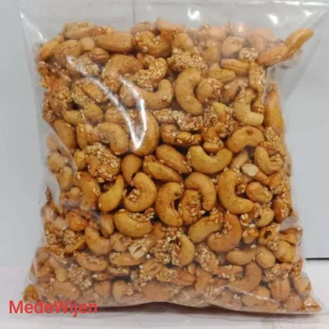 

KACANG MEDE MATENG 500GR