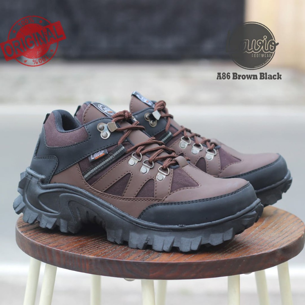 SEPATU BOOT PRIA SAFETY UJUNG BESI SOL KARET ANTI SLIP SEFTY SHOES KERJA LAPANGAN PROYEK OUTDOOR GUNUNG HIKING ADVENTURE TRAVEL LAVIO A86