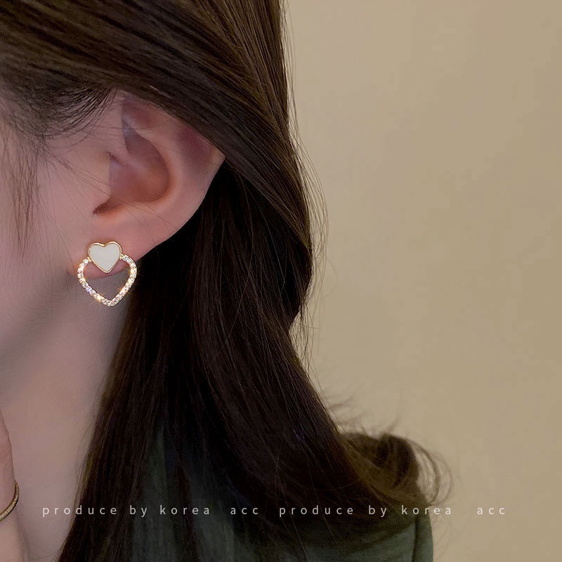 YEEZII Anting Tusuk Gantung Desain Hati Hollow Hias Kristal Warna Putih Untuk Wanita
