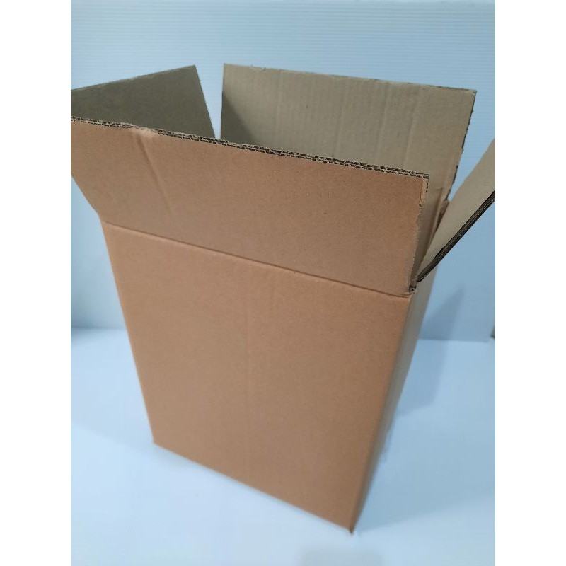 

kardus P.25cm x L.20cm x T.32,5cm