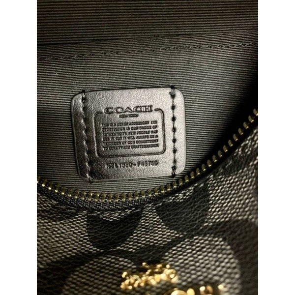 COACH BELT BAG IN SIGNATURE BLACK