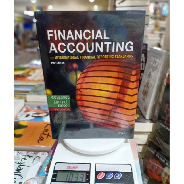 FINANCIAL ACCOUNTING EDISI 4 WEYGANDT KIMMEL KIESO. 4th Edition. Buku