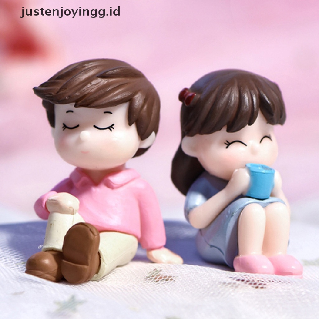 // justenjoyingg.id // 2pcs/set Mini Lovers Dolls Model Figures Landscape Fairy Garden Ornaments ~