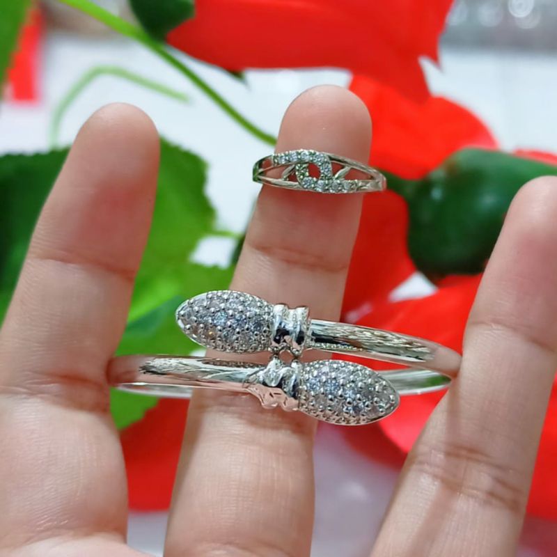 Gelang Anak free Cincin Bangle Mata Tidak Karat/TERLARIS (COD)