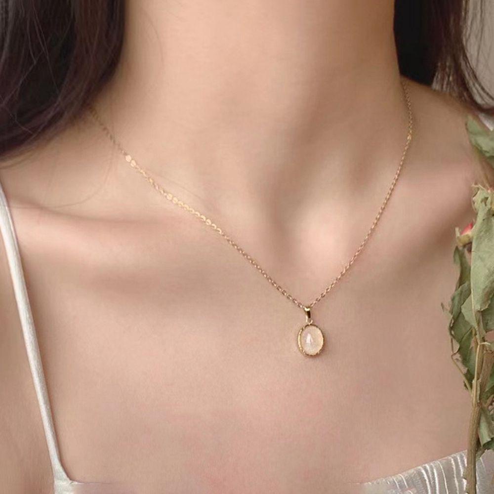 Agustina Kalung Emas Indah Perhiasan Hadiah Temperamen Klavikula Rantai Geometri Liontin Cinta Wanita Kalung Dimond Korea Style Necklace