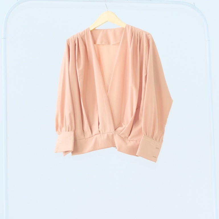 BEFAST - ZFC OOTD Blouse CIKA / Mizuna Blouse Outer / Blouse Wanita / Atasan Blouse Kekinian / Blouse Keluaran Terbaru 2022 / Blouse Casual Polos / Blouse Leher V / Outer Trendy / Terlaris